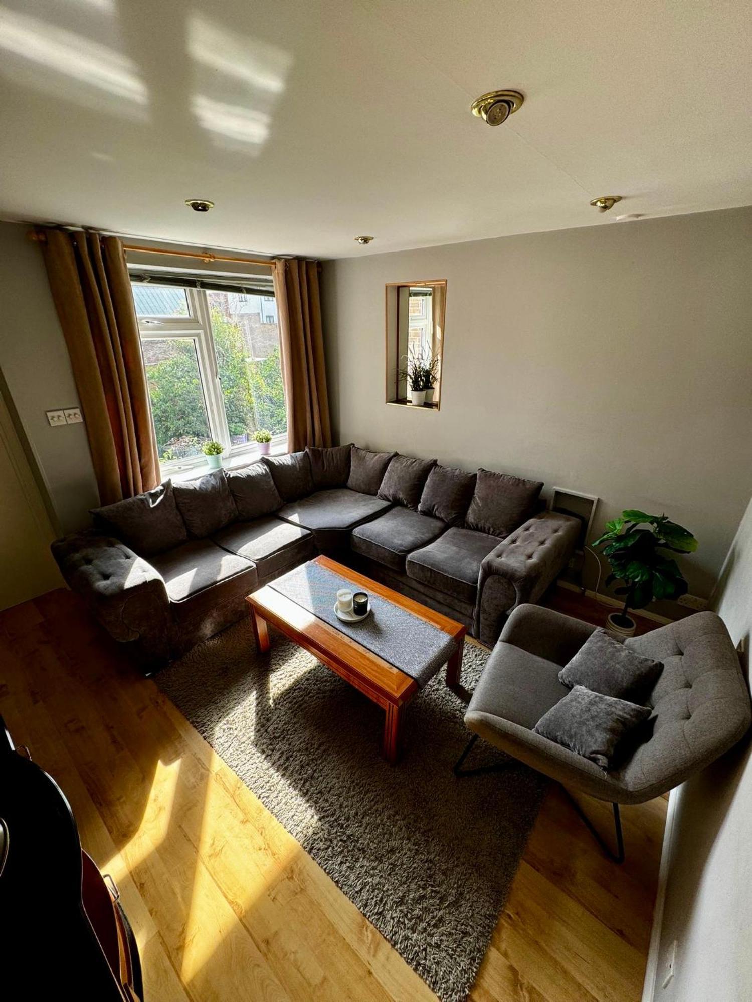 לונדון Amazing En-Suite Apartment In Finchley Central מראה חיצוני תמונה