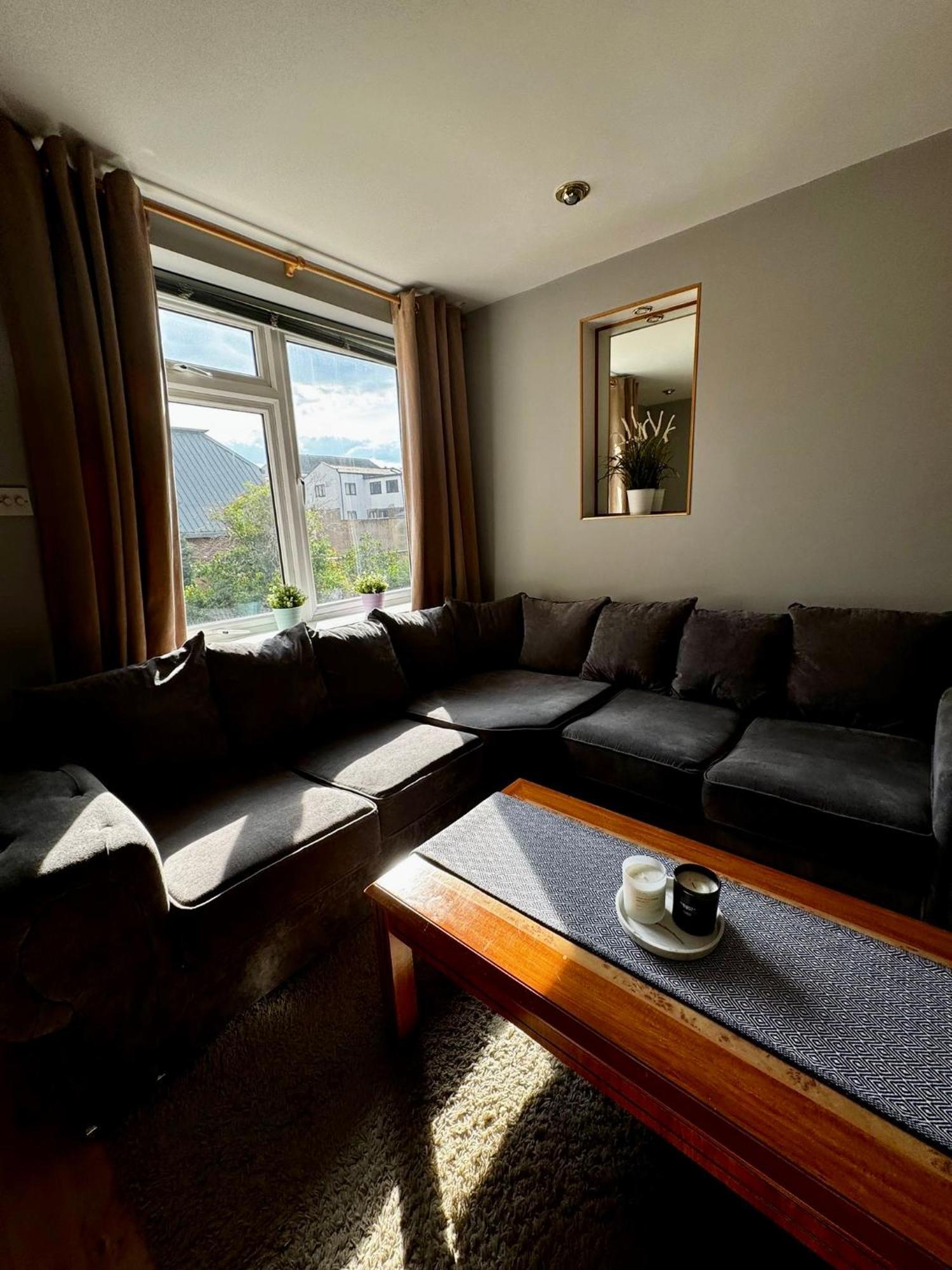 לונדון Amazing En-Suite Apartment In Finchley Central מראה חיצוני תמונה