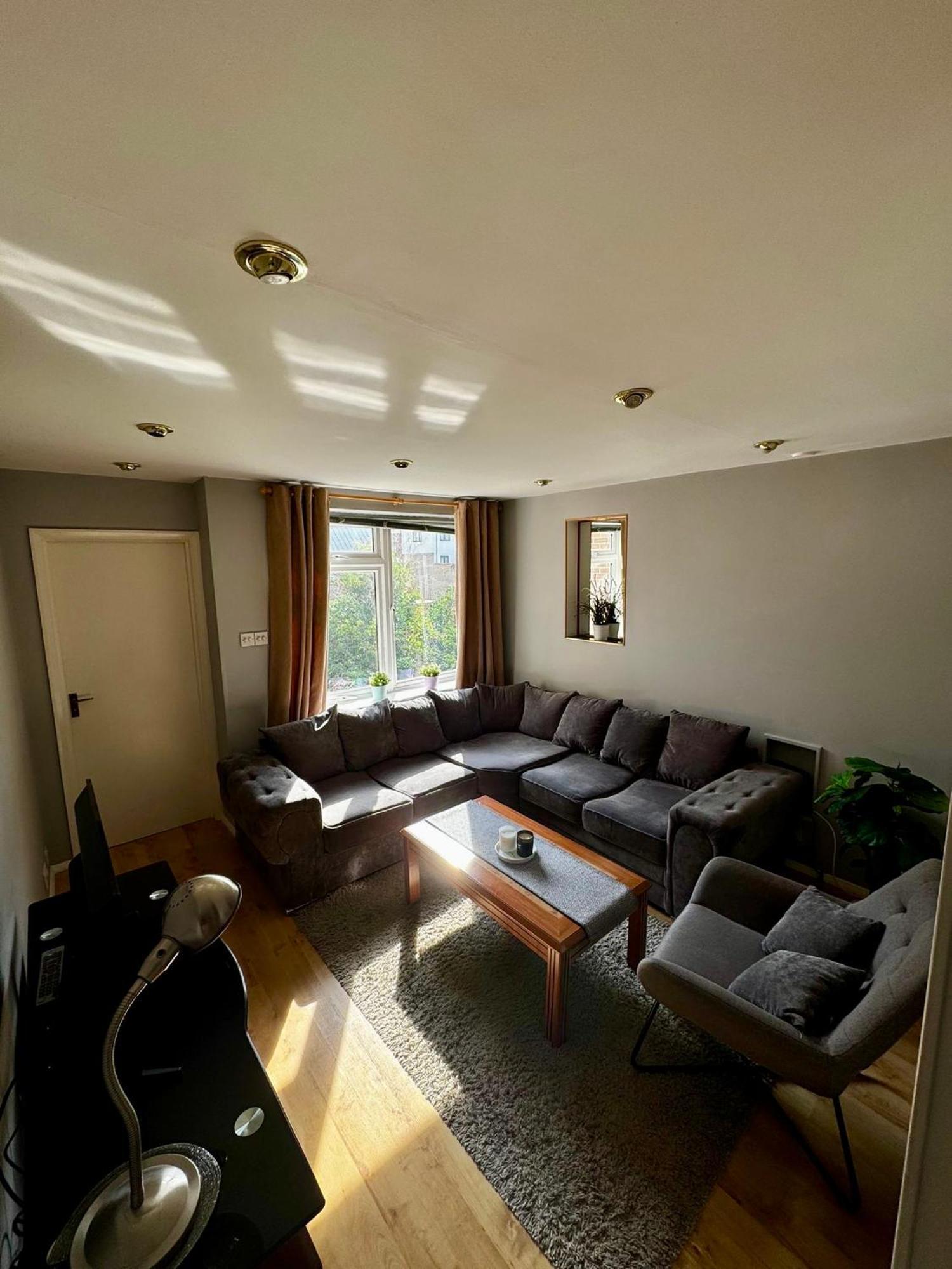 לונדון Amazing En-Suite Apartment In Finchley Central מראה חיצוני תמונה