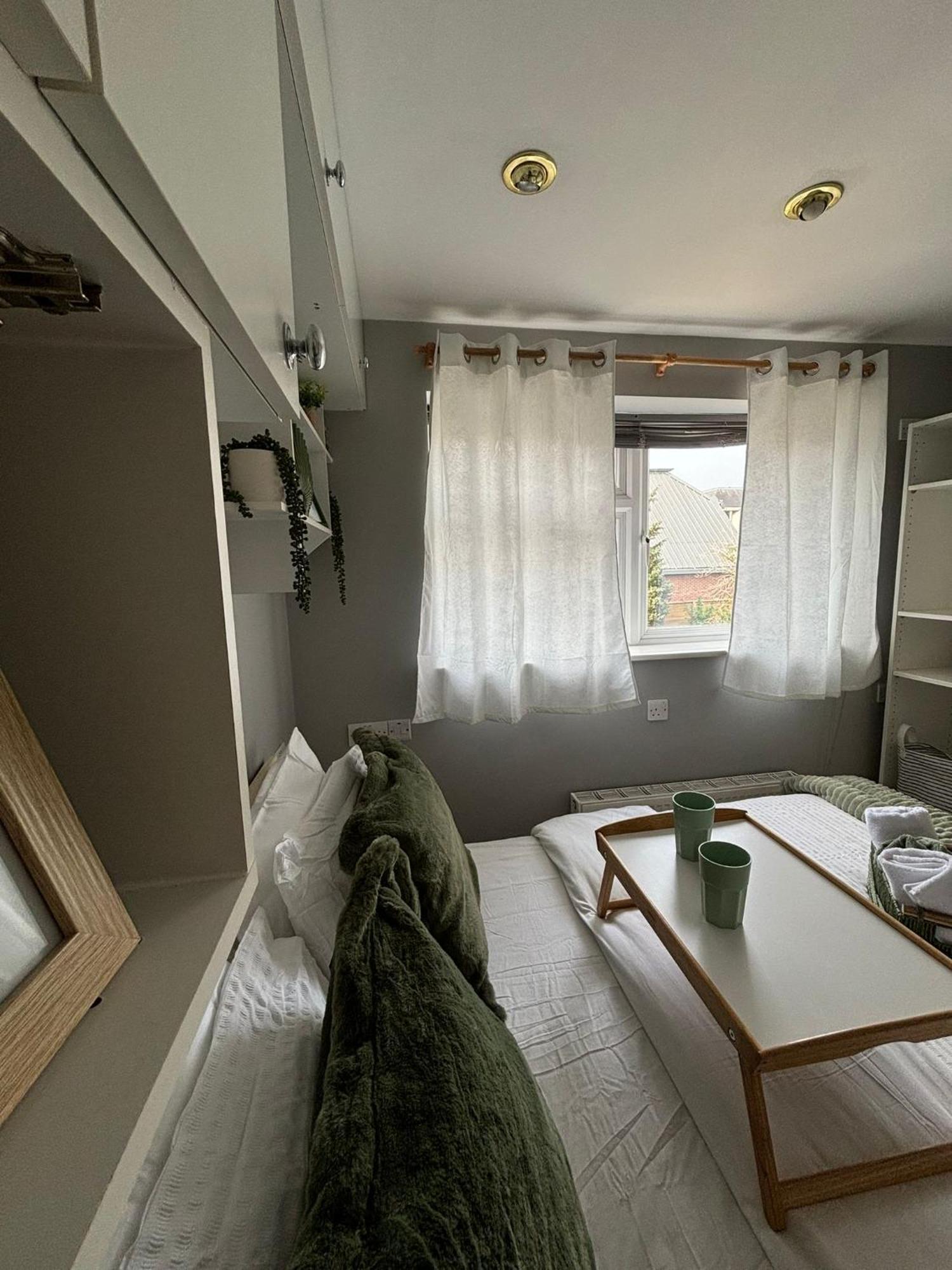 לונדון Amazing En-Suite Apartment In Finchley Central מראה חיצוני תמונה